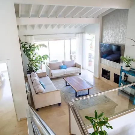 Villa Hermosa En Benahavis *